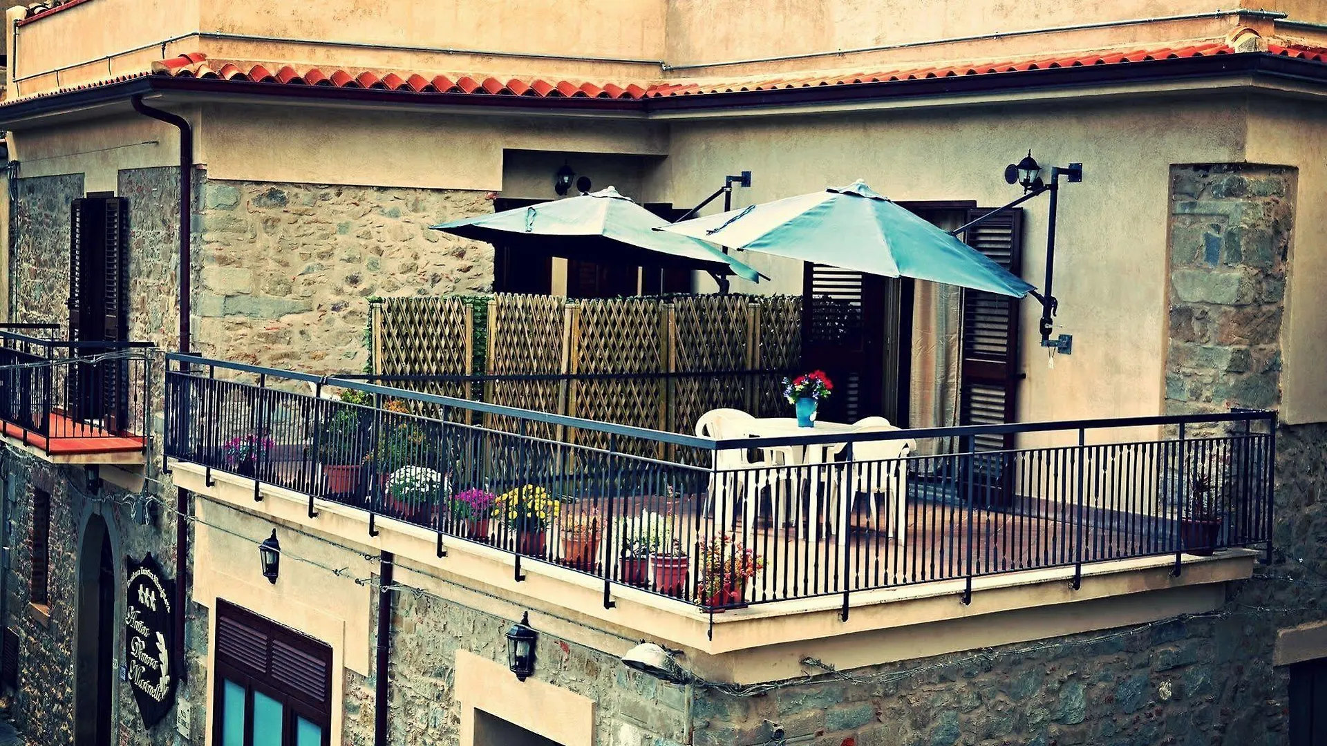 Antica Dimora Marinelli Aparthotel Ficarra Italy