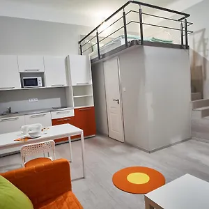 Hild-2 | , Budapest Ungheria